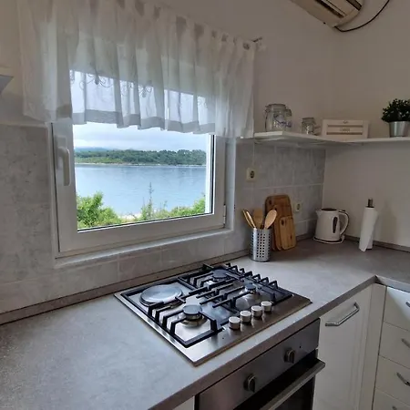 Beach Apartment Mali Iz Lägenhet Mali Iž