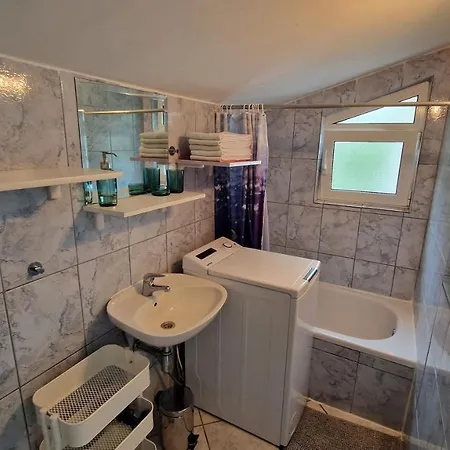 Beach Apartment Mali Iz *