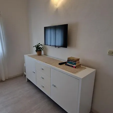 Lägenhet Beach Apartment Mali Iz Mali Iž