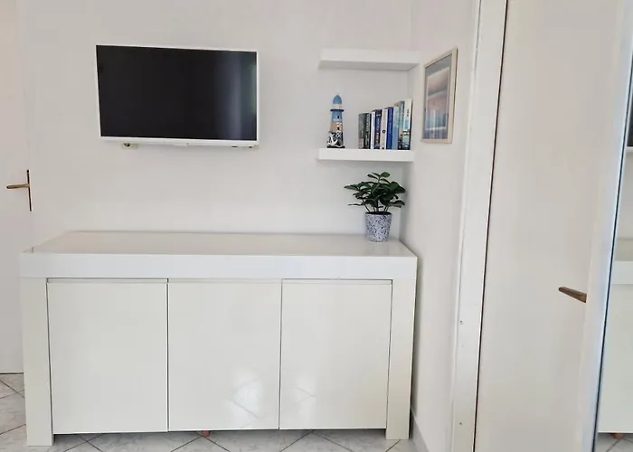 Lejlighed Beach Apartment Mali Iz *