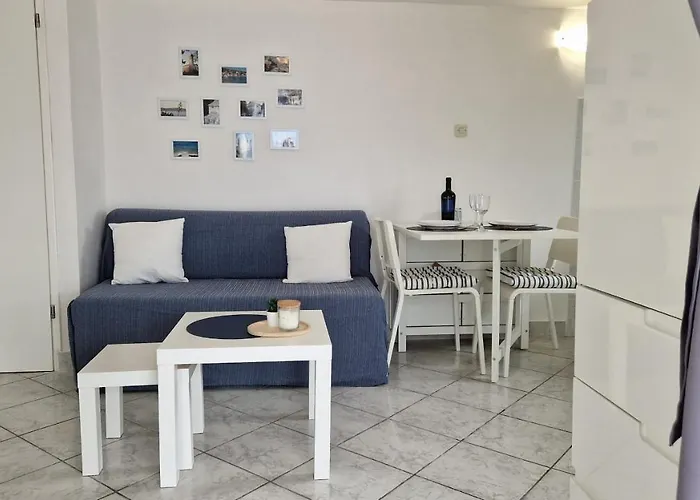 Beach Apartment Mali Iz * Mali Iž