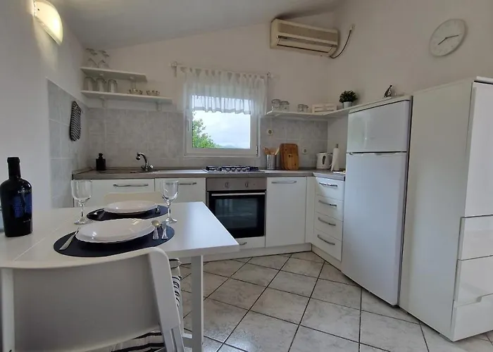 Beach Apartment Mali Iz Lejlighed Mali Iž