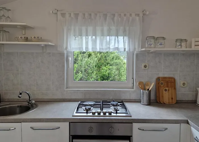 Beach Apartment Mali Iz Appartamento *