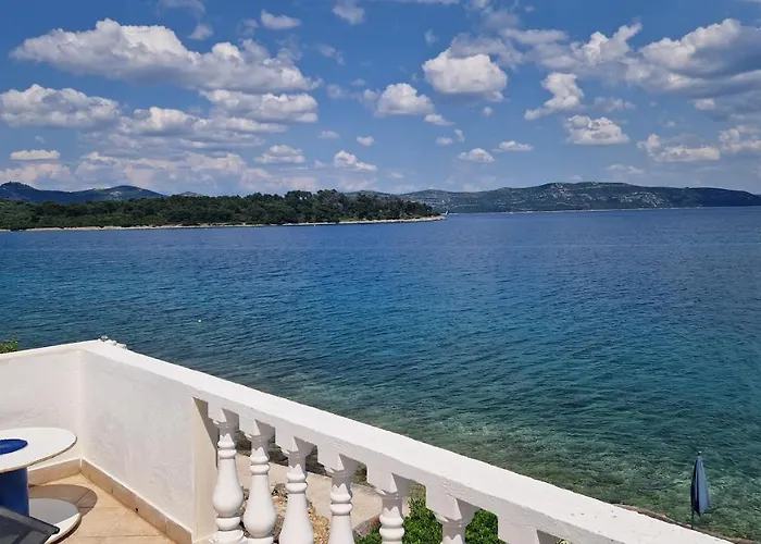 Beach Apartment Mali Iz Lejlighed Mali Iž
