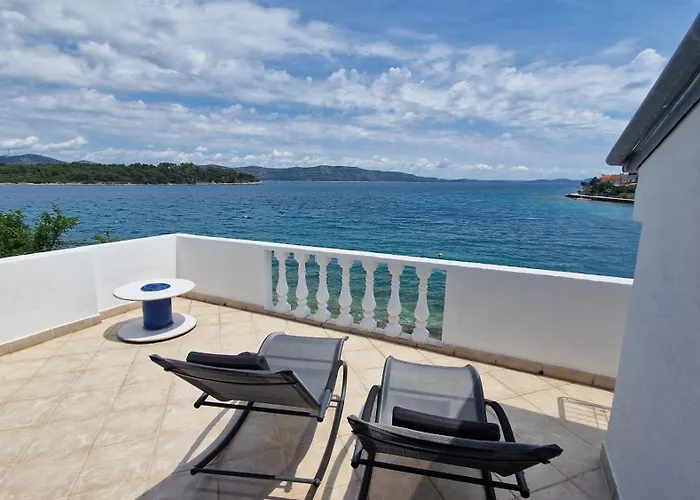 Beach Apartment Mali Iz Lejlighed Mali Iž