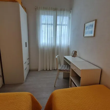 Beach Apartment Mali Iz * Mali Iž