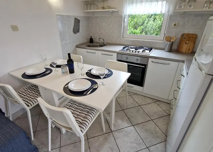 Appartement Beach Apartment Mali Iz