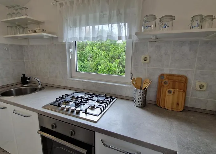 Appartement Beach Apartment Mali Iz